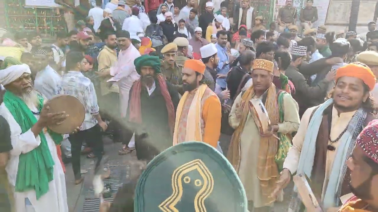 More angana Moinuddin aayo re#