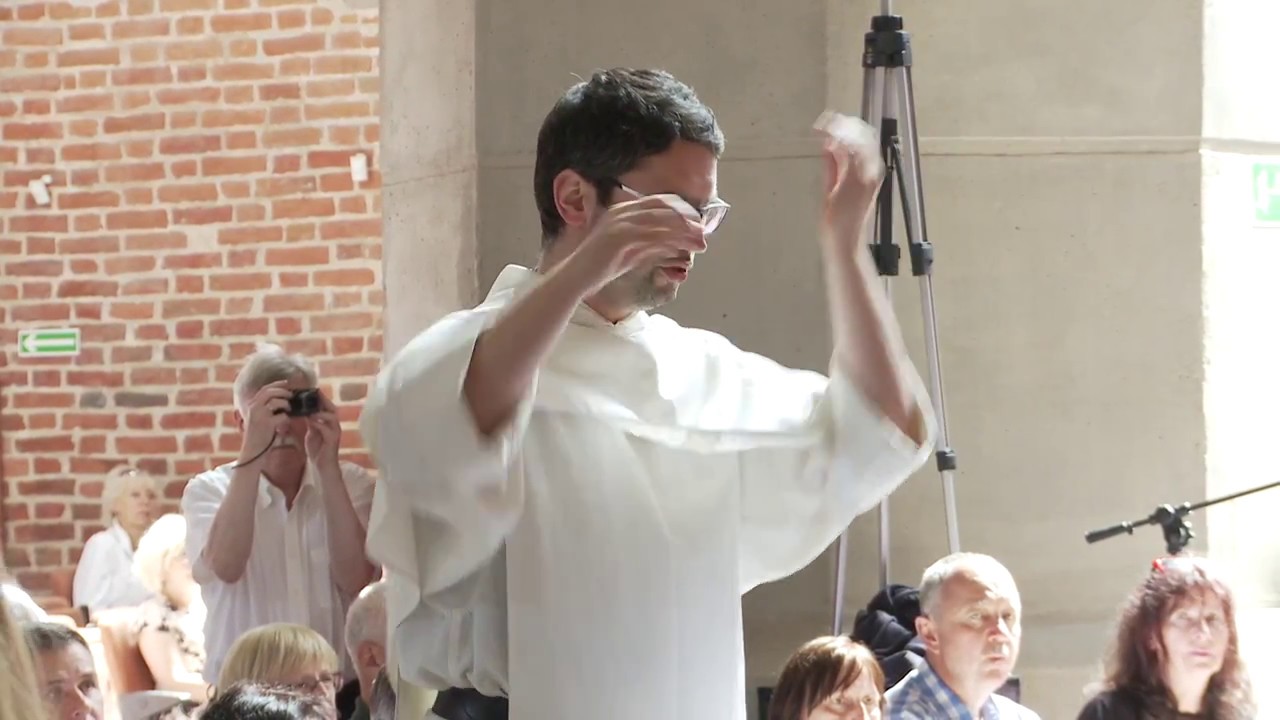 6.”Idźcie na cały świat” S.Ziemiański SJ dyrygent -  o.Dawid Kusz OP