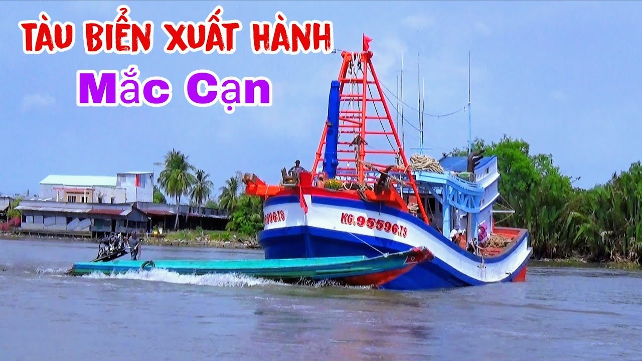 Tàu Biển Đánh Cá Xuất Hành Mắc Cạn Loay Hoay Cả Tiếng Mới Đi Được 