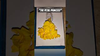 Combining 2D drawing with real organic materials—"Flower Petal Art".