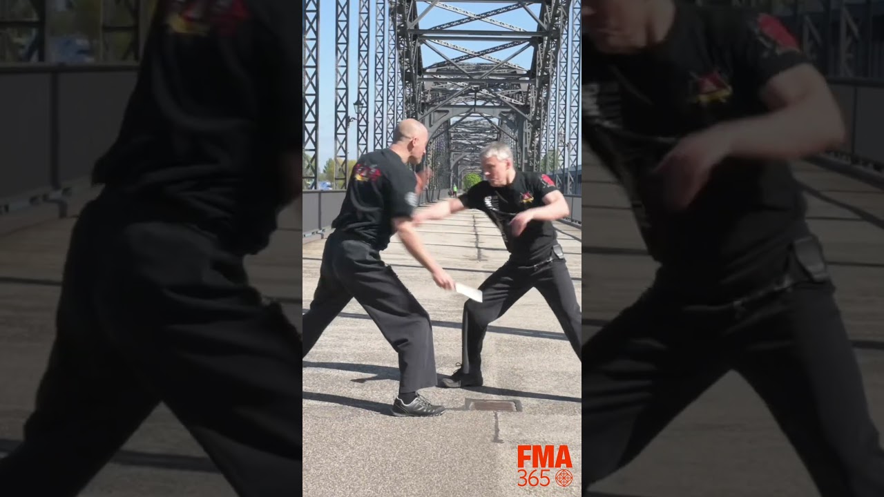 Knife against knife drill with Timm Blaschke and Marcus Ruddies