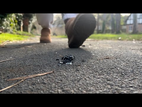 Street crush 2 : tiny car wrecked