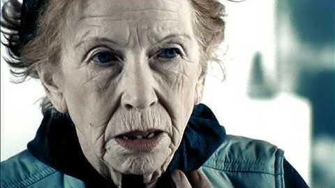 Feeder - Day In Day Out - Official Video