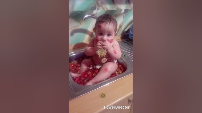 Ikki gavvos boyinbogni sikadigan eski porno