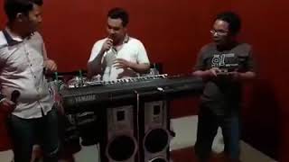 Download Lagu Lagu batak terbaru : Dapothon ma au tu pulo jawa Cipt P. F. Manik Trio RO\ MP3 Download Lagu Lagu batak terbaru : Dapothon ma au tu pulo jawa Cipt P. F. Manik Trio RO\ MP3