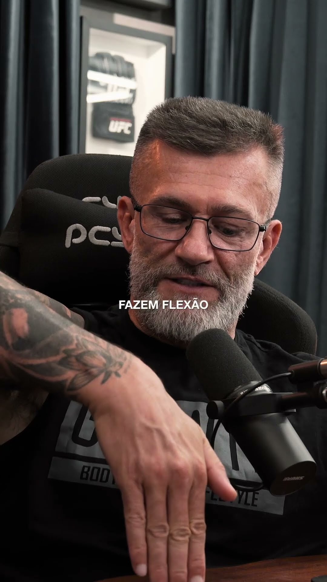 Reagindo ao grande #jetli ? você já tentou fazer flexão com os dedos? Comenta aí ??