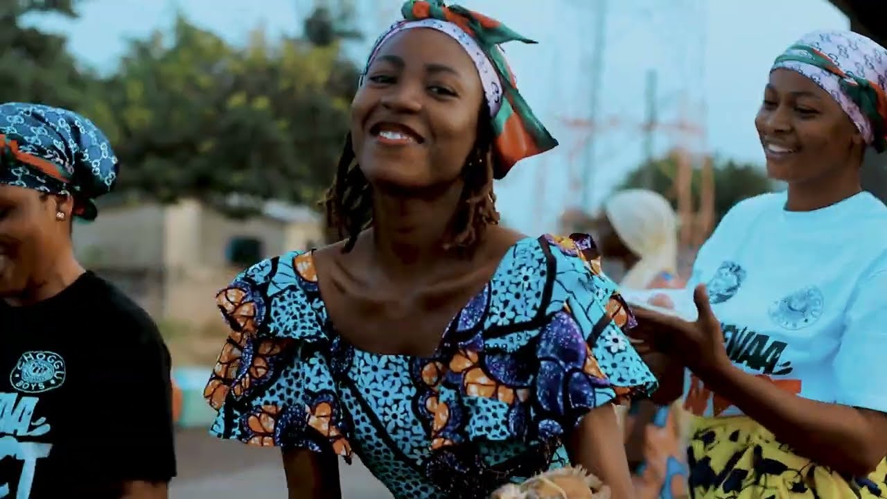 CHOGGU BOYS FT KADIANA TUMA KAVI {OFFICIAL VIDEO}