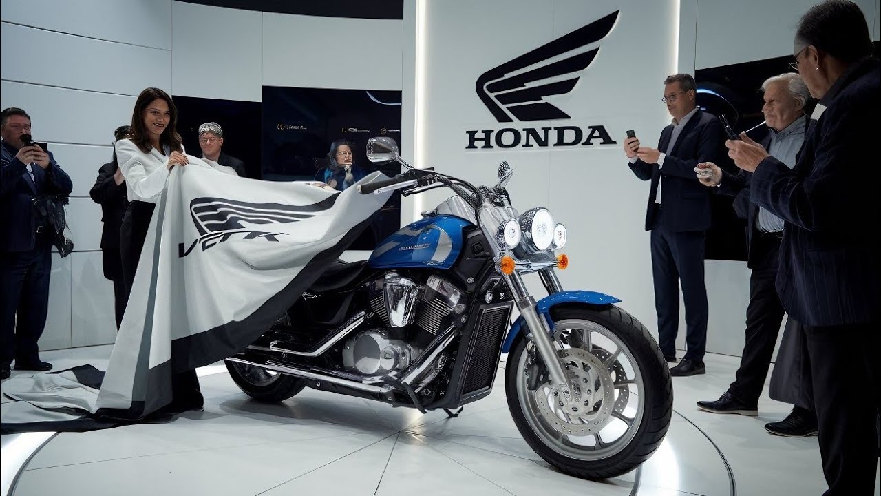 2025 New Honda VTX 1800R Finally Launched The Cruiser We ve All Been 2025-new-honda-vtx-1800r-finally-launched-the-cruiser-we-ve-all-been