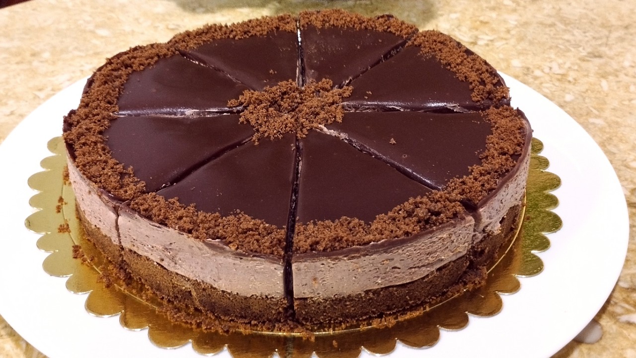 تشيز كيك الشوكولاتة بدون جيلاتين 🍫 قوام كريمي خيالي وأسهل طريقة