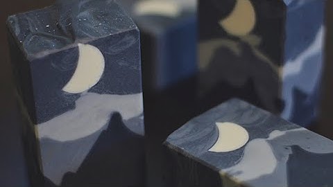 Crescent Moon Cold Process Soap Making | Heat Transfer Method
