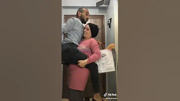Liftaguychallenge Turkey Liftandcarry Turkish Strong Woman Lift And Carry Her Husband 