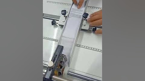 Pratham Friction Feeding Paper Folding Machine for Small Pharmaceuticals Leaflets.