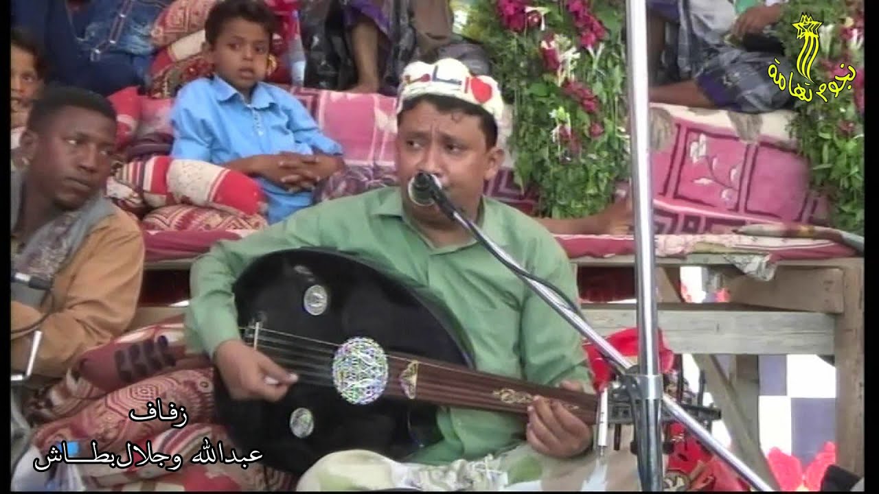 عشرين دقيقه غناء لون صنعاني أداء الفنان اسامه دعبوش في زفاف عبدالله وجلال بطاش بالتحيتاء