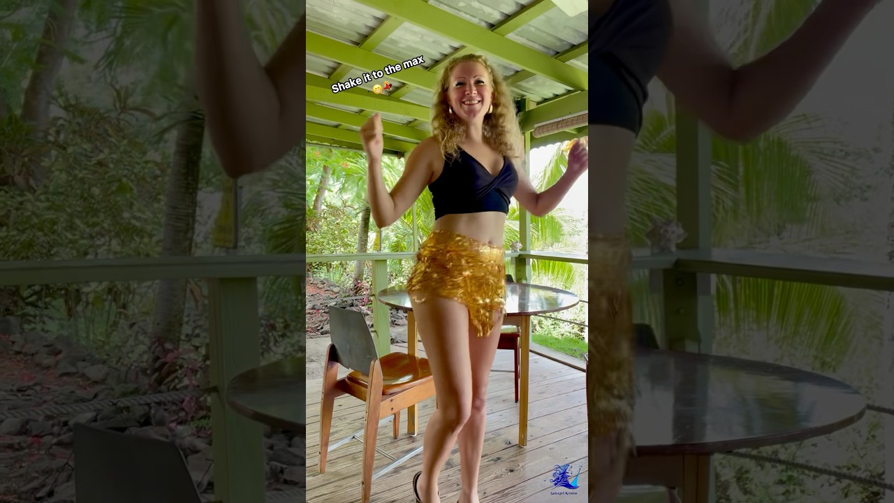 …this is HOW! 😎💃🏝️ #ShakeItToTheMax #Shorts #BeachParty