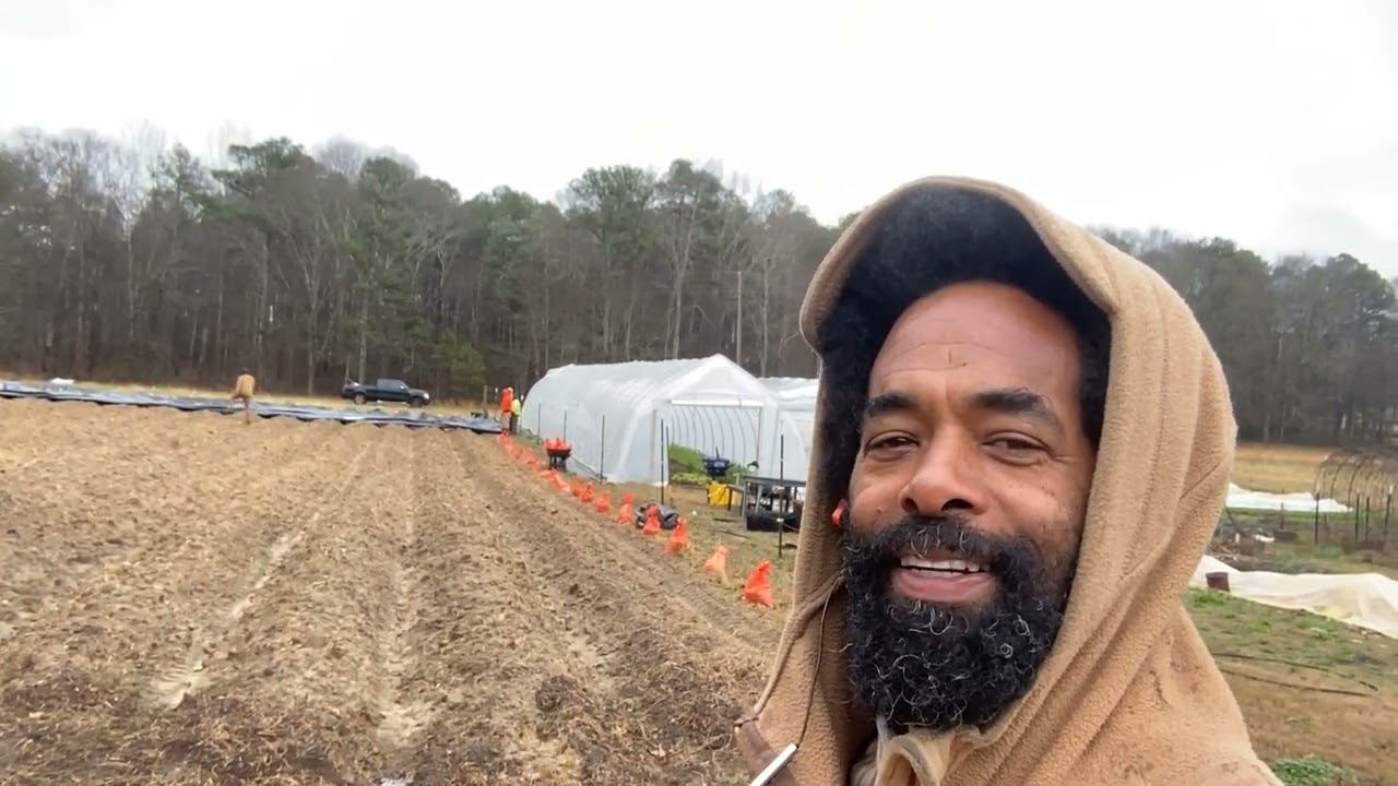 Освещение событий на поле зимой GWYA