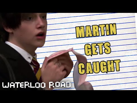 Martin Sneaks into the Girls' Locker Room: Waterloo Road