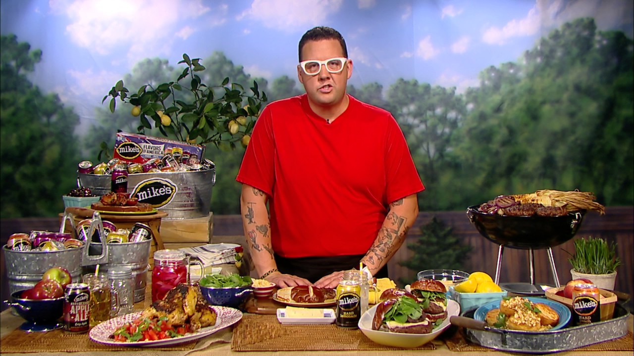 Graham Elliot on 'MasterChef', food trends, and cooking