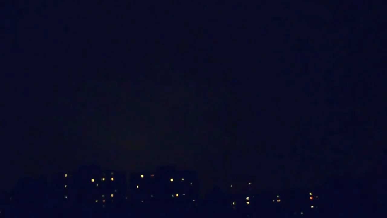 Lightning strike vaporizes cable / Удар молнии испаряет кабель