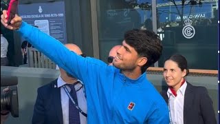Carlos Alcaraz So Friendly with Fans in Barcelona 🥹📸 Autographs &amp; Selfies!