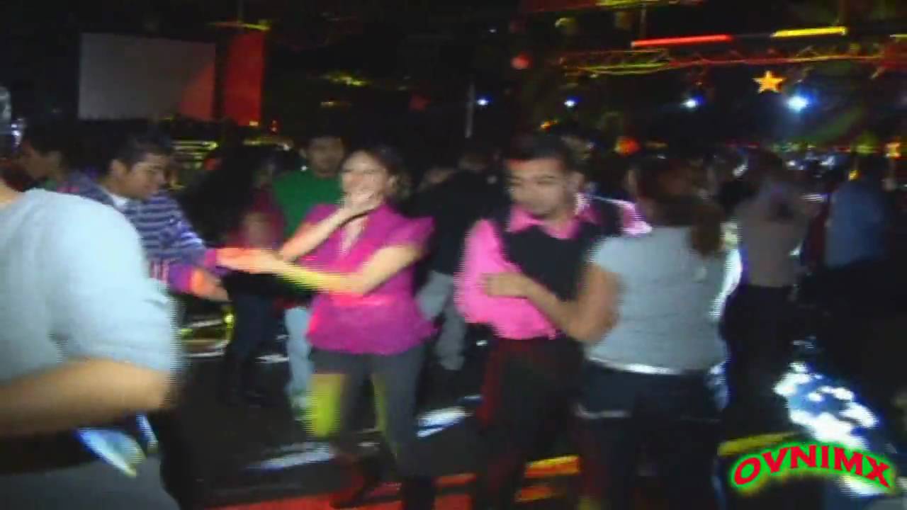 Sonido Caluda - En El 7 Train Theather Queens N.Y.