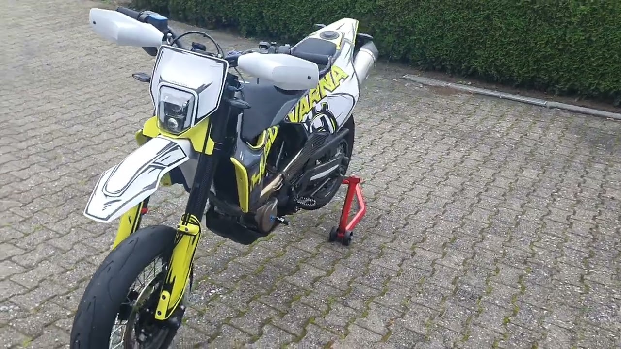 Husqvarna 701 2024 mit diversen Umbauten