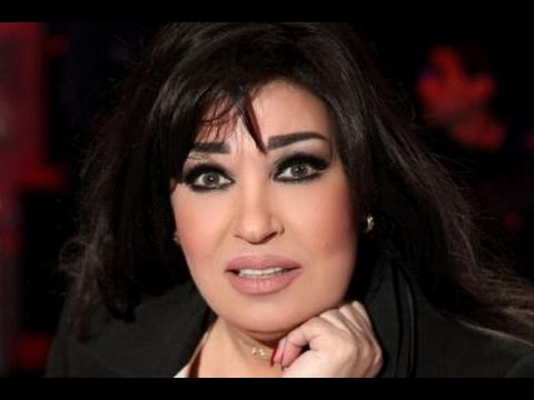 فيفي عبدة حرصت علي تقديم واجب العزاء لايهاب توفيق في وفاة والدتة
