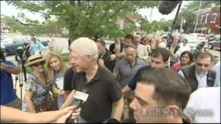 Bill Clinton Swarmed in Rhinbeck, N.Y.