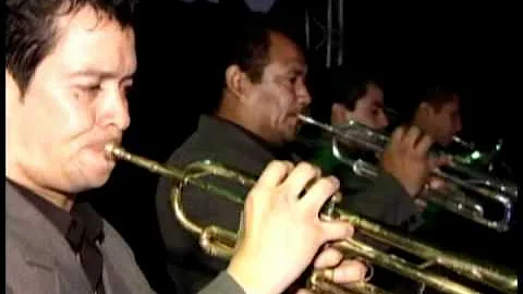 hermanos yaipen   necesito un amor en vivo