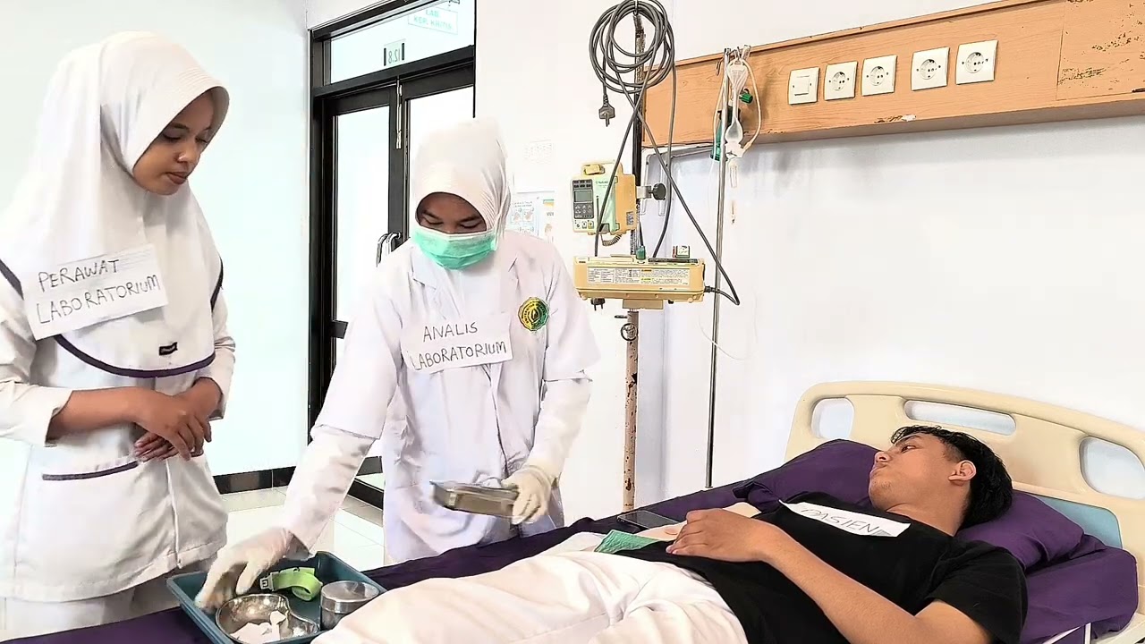 Kel 8 Role Play Manajemen Risiko dan Patient Safety Ruang Laboratorium