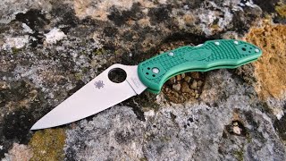 Смотреть только тем, кто ценит в ноже РЕЗ! Spyderco Delica