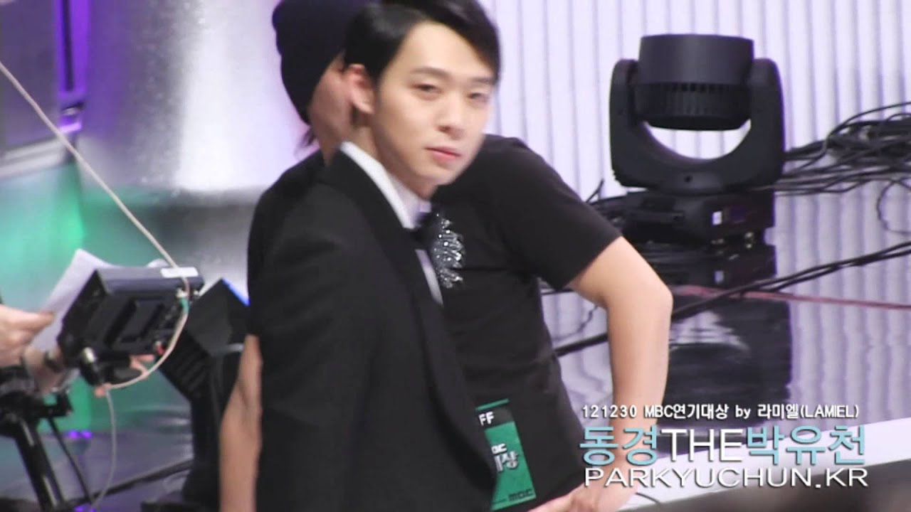 [직캠] 121230 MBC 연기대상 - 잘생인데 귀요미 유천 ㅜ,ㅜ