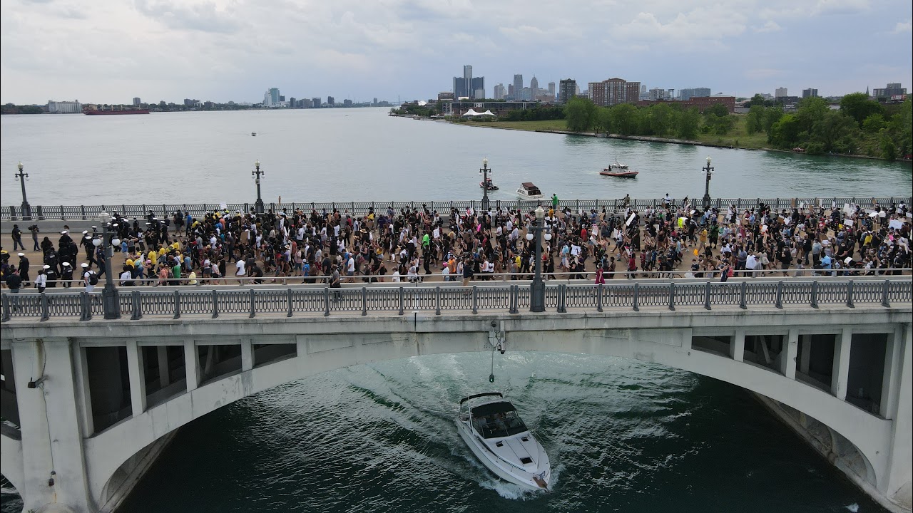 LIVE: Anti-ICE Protest Outside Minnesota State Capitol