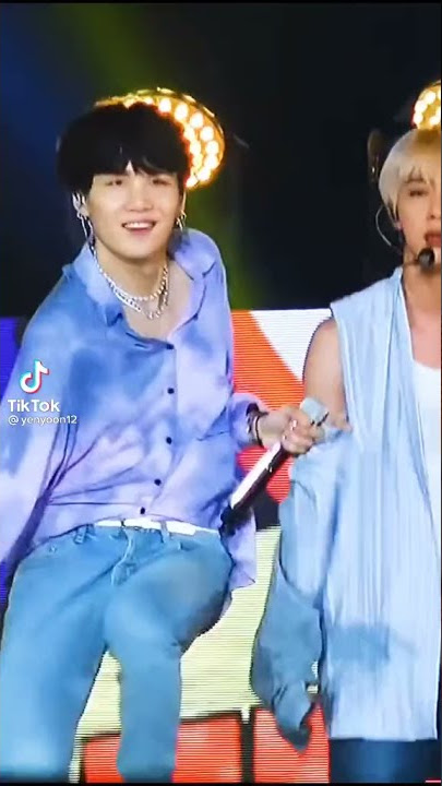 apakah kalian melihat donat🙈 #suga