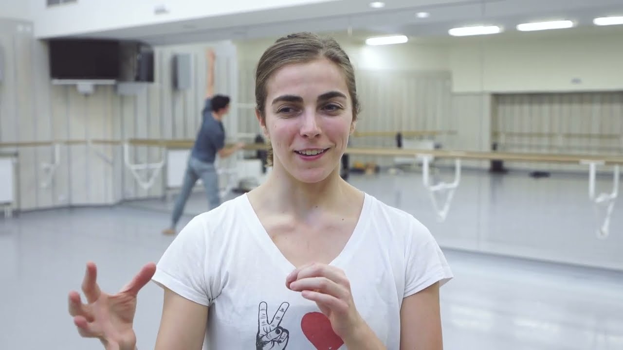 "Sen Nocy Letniej" w Operze Nova w Bydgoszczy. Próba baletu przed wznowieniem tytułu.