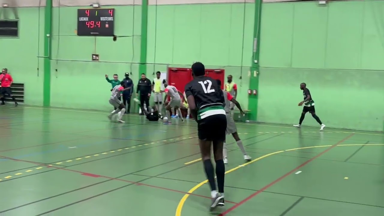 Futsal R2 : match nul 4 à 4 entre Aulnay-sous-Bois et le Sporting Club Paris