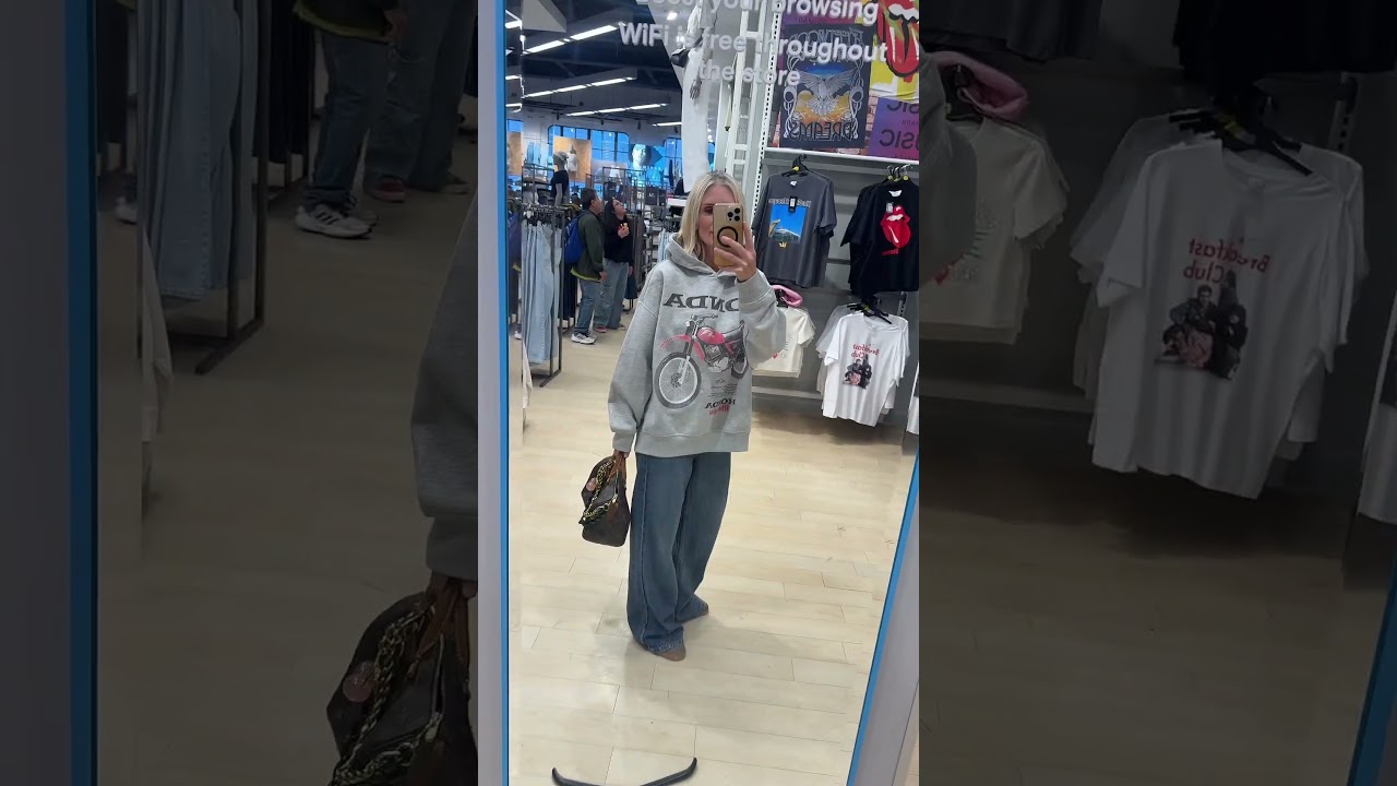 Obsessed with this Primark hoodie 🩶🩷🏍️🖤 