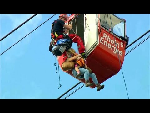 Passengers rescued from Cologne cable car after gondola crashes