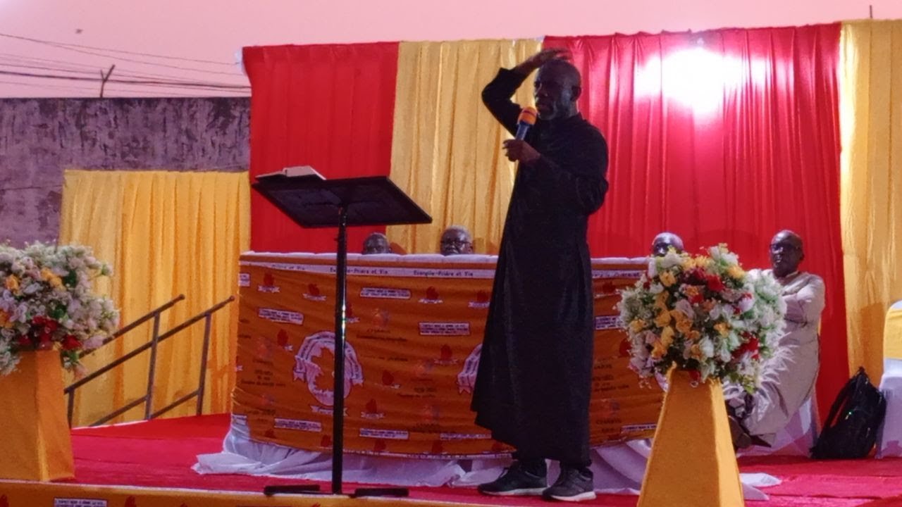 1ER JOUR DE LA CAMPAGNE D'EVANGELISATION DU RENOUVEAU DE POINTE-NOIRE AVEC L’ABBÉ BLAISE KANDA