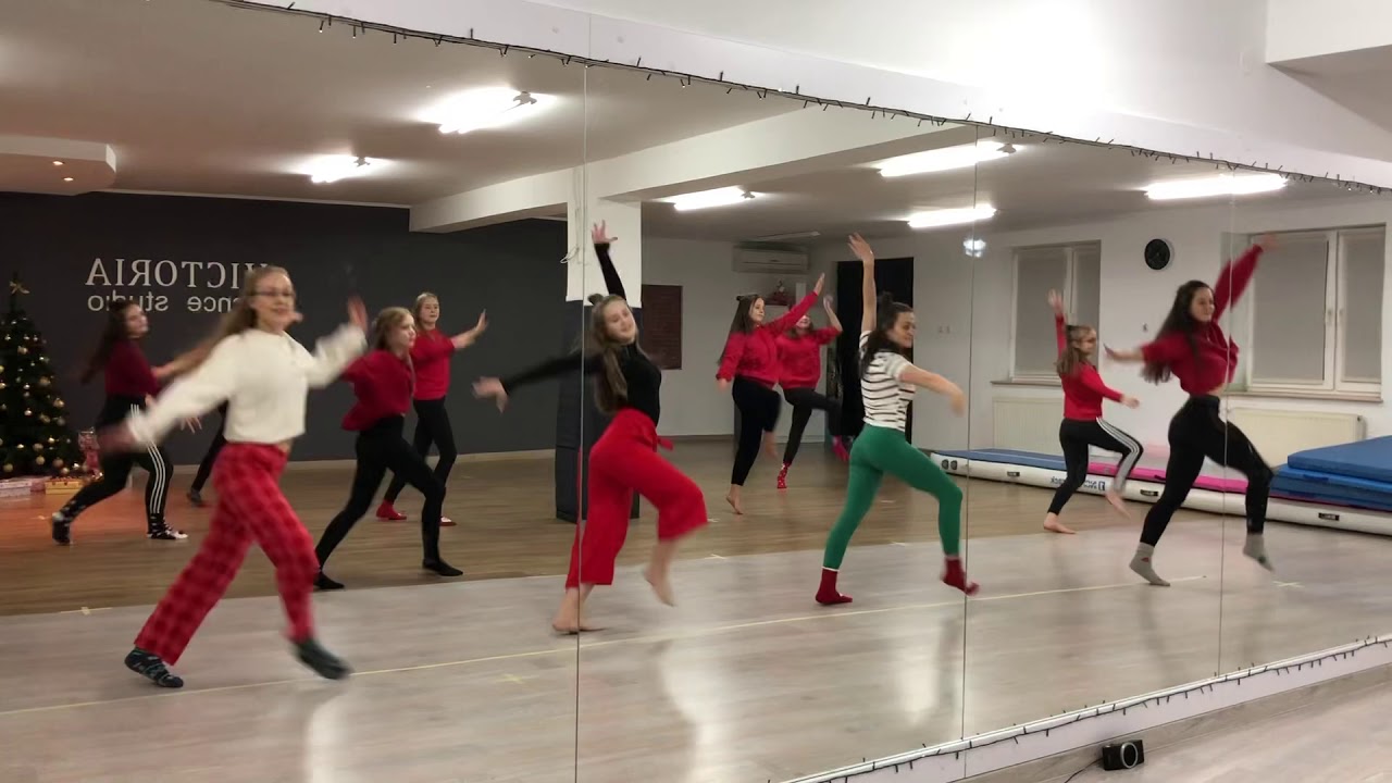 VDS - Christmas dance choreo