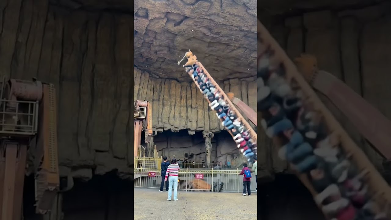 Amusement Park Ride Attraction Malfuction And Collapse Shorts