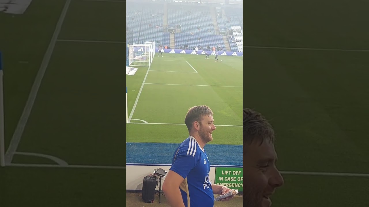 Jakub Stolarczyk warming up vs Birmingham city 🧤