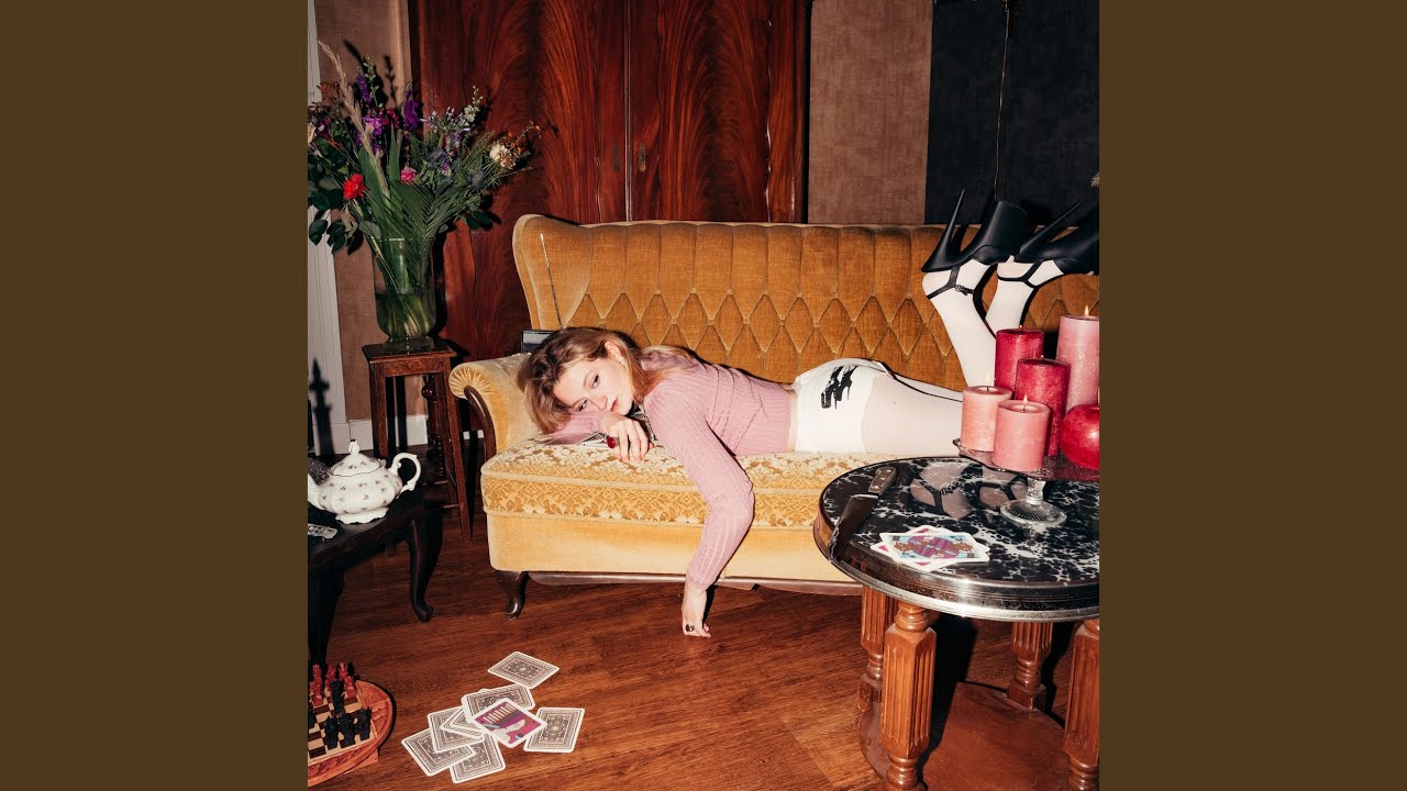 Watch Echt Zo on YouTube Watch Echt Zo on YouTube