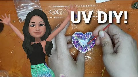 UV Resin Tutorial! How to make this butterfly rhinestone Popsocket! DIY for beginners!