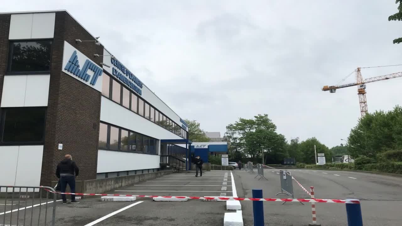 Les centres de contr le technique enfin rouverts bruxelles youtube