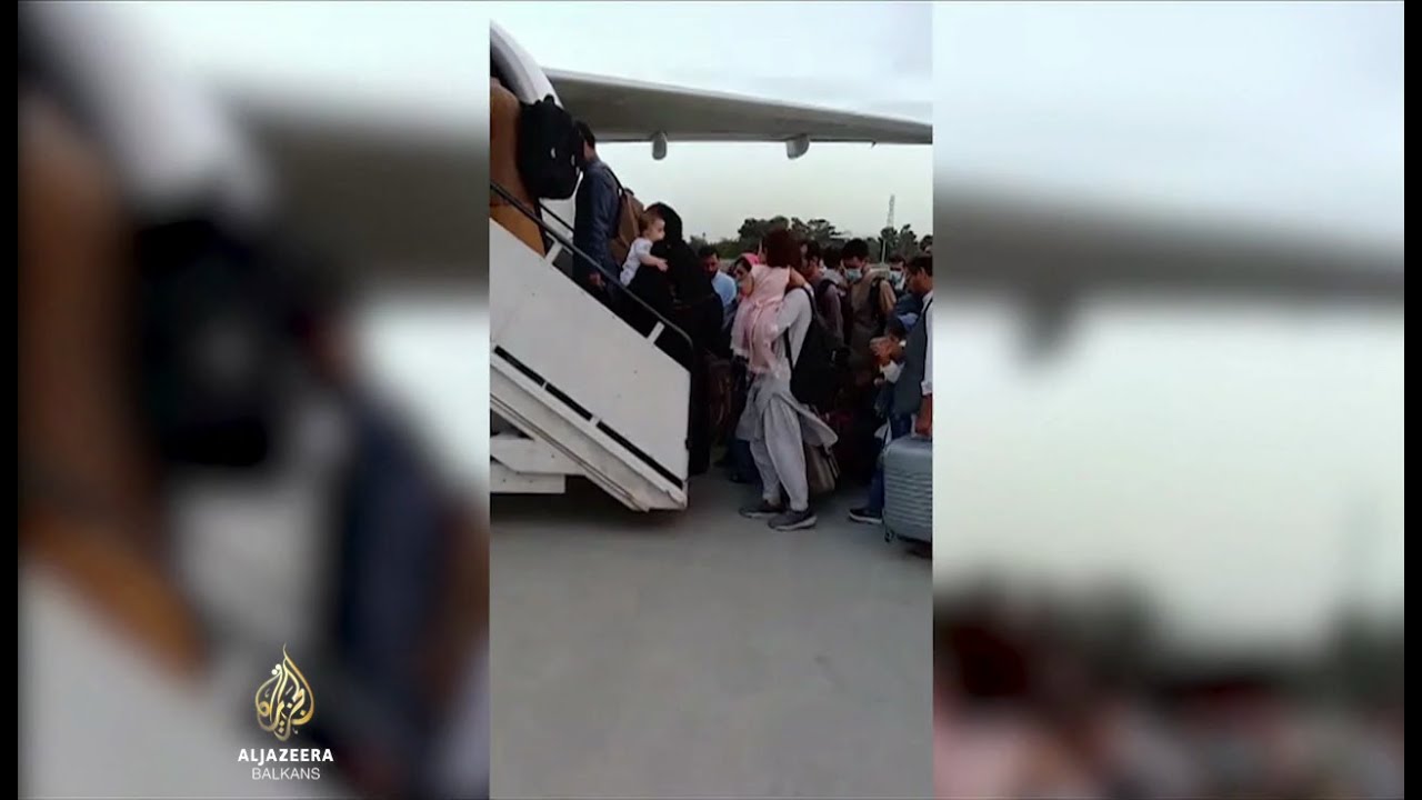 طالبان تسعى للحصول على مساعدة لإدارة مطار كابول