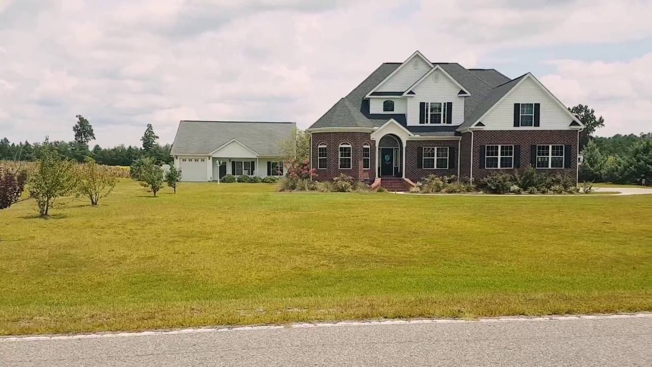 Immaculate Country Estate For Sale in Aynor, SC. Large Lot with