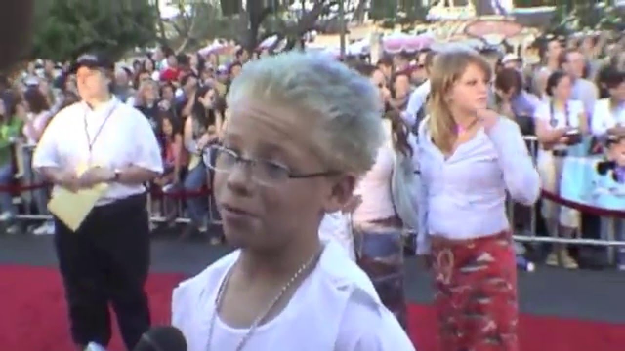 Jonathan Lipnicki Interview (2003)
