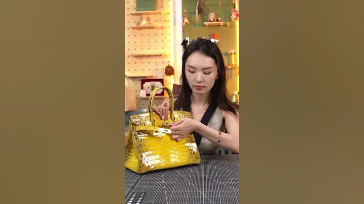 Another exquisite crocodile leather bag has been completed, and this color is really beautiful.😍