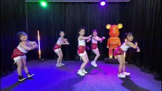 Đu trend Kìn Chá Nà (Remix) - Học viện nghệ thuật LynC