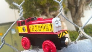 Thomas & Friends Dart - Character Fridays Wooden Railway Toy Train Review By Fisher Price